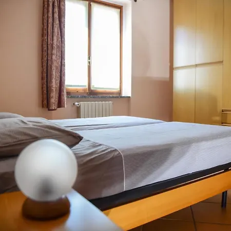 Easy Welcome Casa Letizia Apartament