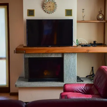 Apartment Easy Welcome Casa Letizia Gera Lario