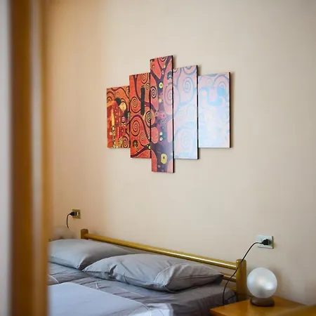 Apartment Easy Welcome Casa Letizia *